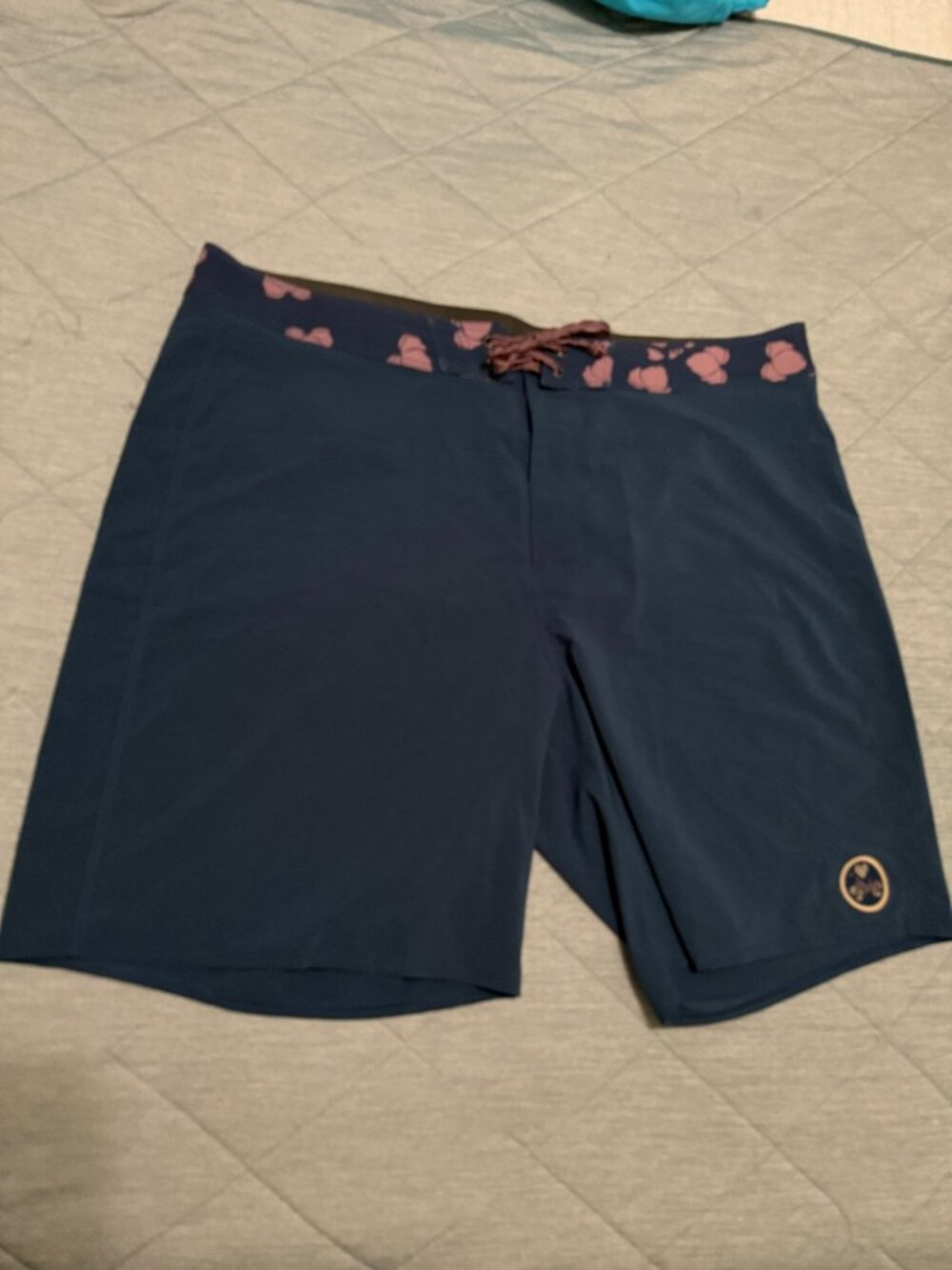 Patagonia Men's Hydropeak Scallop Boardshorts (Gerry Lopez Edition) Sz 36
